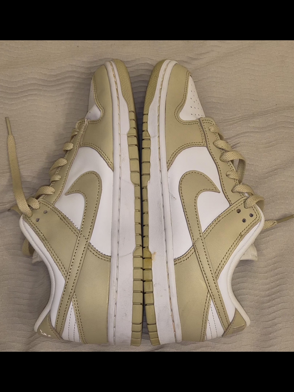 Nike Men’s Athletic Shoes in White and Beige